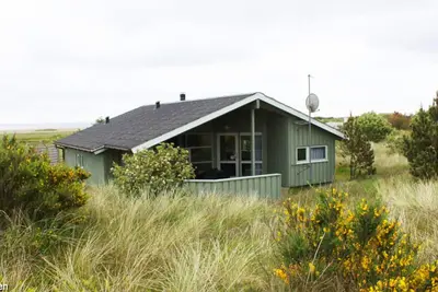 Schönes Ferienhaus in den Dünen für 6 Personen