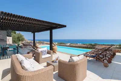 Image de Villa Athena Lindos - 6 Bedroom Villa with Private Infinity Pool and Seaviews