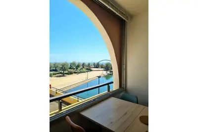 Magnifique studio à deux pas de la plage, place de parking privé.