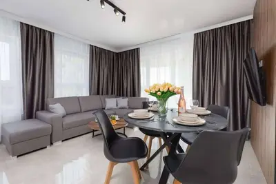 Sun Towers 51 | Stylish Apartment | Parking