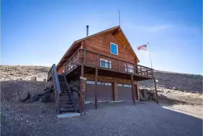 Image de Cozy 3 bedroom Cabin 30 min from East Yellowstone!