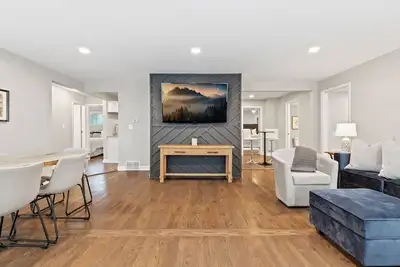 Image de Modern Meets Elegance 3br Stay Detroit & Dtw