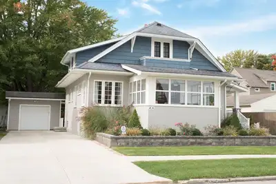 Image de Geneva Ohio 4 Bedroom House - King Bed - 5 Min From Wineries, Gotl & Spire