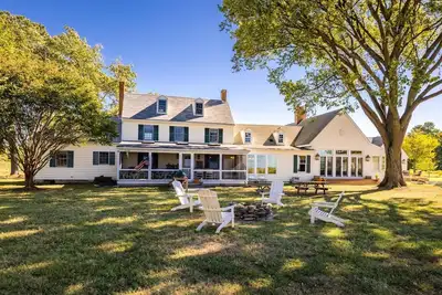 Image de Alpaca Farm on Chesapeake Bay - 86 Private Acres, Heated Pool, Beach, 600' Pier