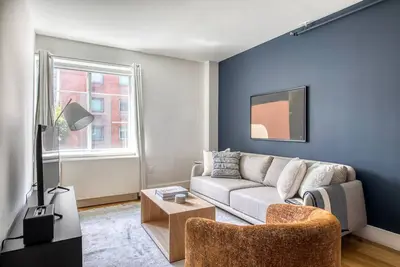 Image de Classic East Village 1br w/ W/D, nr Union Sq, by Blueground