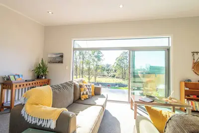 Image de New Farmhouse in Hamilton Cambridge TeAwamutu New Zealand