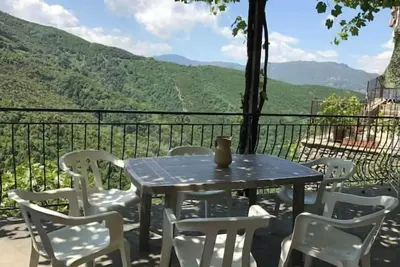 Image de Maison De Village Entre Mer Et Montagne