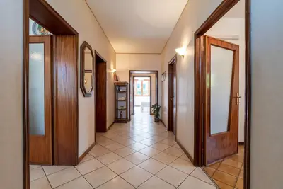 Image de Maison de vacances 'Tramonto sul Castello di Poppi' avec vue sur les montagnes, jardin et Wi-Fi