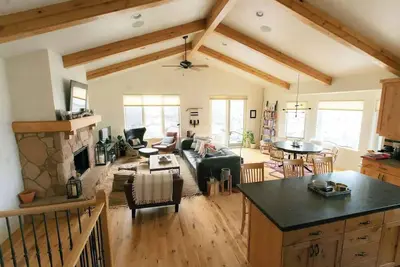 Image de Powder Mountain 5 Bedroom Home Woodfired Sauna