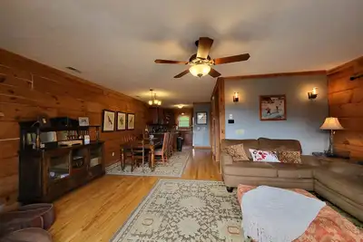 Image de 19 Loggers Run Ski-in/Ski-out Steps Away from Upper Flume Trail\nGarage MTNbikes