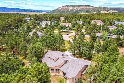 Image de Serene Monument Sanctuary w\/ Patio & Fire Pit!
