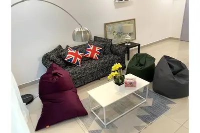 Image de Equestrian View Sri Kembangan (8mins to Stadium)