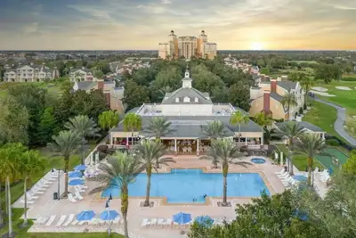 Image de 5 Star Resort Luxury Villa very close to Disney by RedAwning