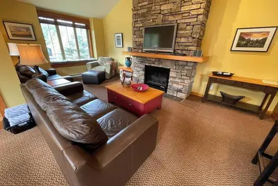 Image de 5 Min. Drive to the Resort & Fernie. Hot Tub