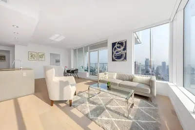 Image de D80 - Amazing furnished apartment on 47th floor with incredible city views