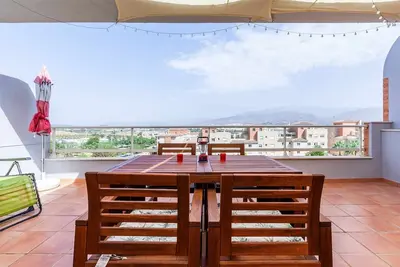 Image de impressionnant penthouse situé à l'entrée de Torre