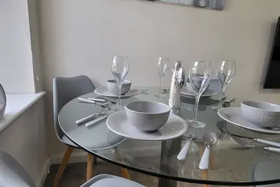 Image de Inviting 6-Bed House in Nuneaton