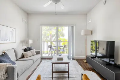 Image de Bright Miramar 2br w/ Gym, Pool & W/D, nr Wf, by Blueground