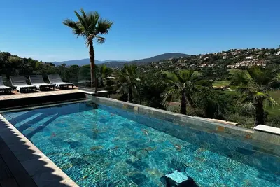 Image de Villa vue panoramique, piscine Bali chauffée à débordement, jacuzzi
