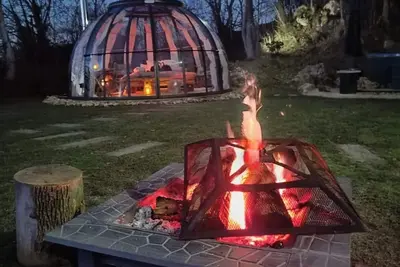 Image de La parenthèse enchantée : Nuit insolite, Bulles romantique avec bain nordique.