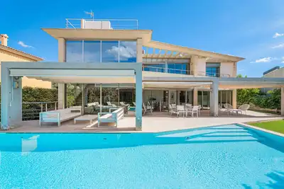 Villa Agusmar avec vue sur la mer, piscine et Wi-Fi.