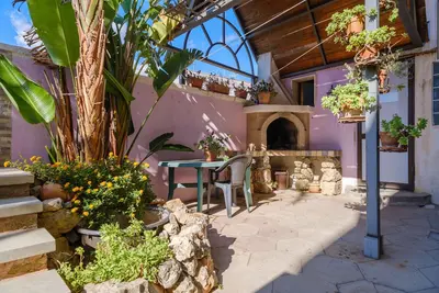 Image de Maison de vacances avec animaux domestiques Villa Chanel avec piscine et terrasses