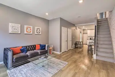 Image de North Philly Townhome w/ Beautiful Updates!