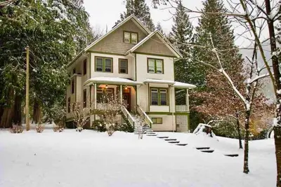 Image de ?Hornby Lake Estate w/ Ac-5Bed Private Lakehouse?