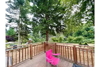 Image de Kirkland Cheerful 3 bedroom 2 bath house