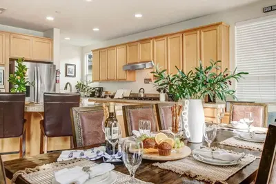 Image de Wine Country Home of Healdsburg Wine Maker
