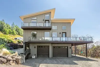 Image de Gorge-ous Hidden Riverview Escape