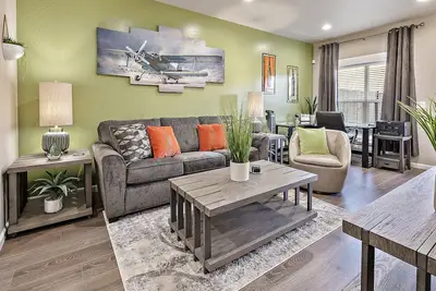 Image de Aviator-Themed, Fastest WiFi, 2 King Beds Home