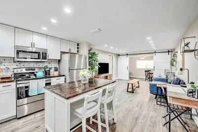 Image de Updated Ranch near Airport & easy access to Beaches