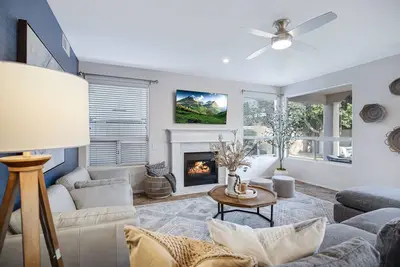 Sweet Escape l Heated Pool l Luxury Living