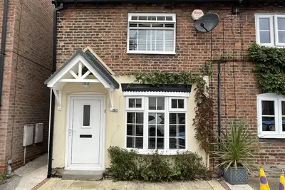 Image de 2 Bed Cottage - Central Bawtry & Exquisitely Furnished