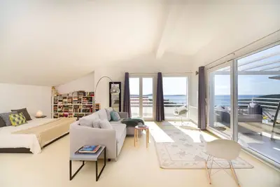 Image de Maison de vacances Trogir pour 1 - 7 personnes avec 3 chambres à coucher - Maison de vacances