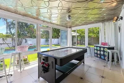 Image de Cozy home at Lighthouse Point with Pool