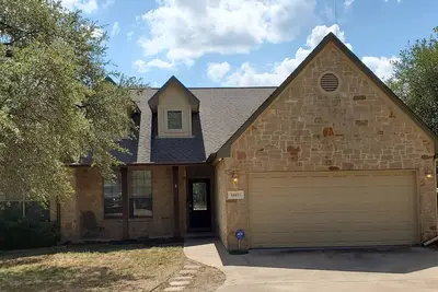 Image de Great house just a few minutes from the lakes - Extended stay discounts -