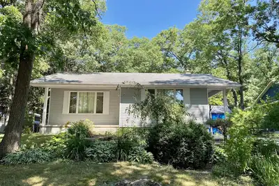 Image de Beautiful 4 Bedroom Cottage Next to the Pinery!