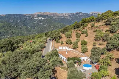 Image de Belle maison à JUbrique avec WiFi