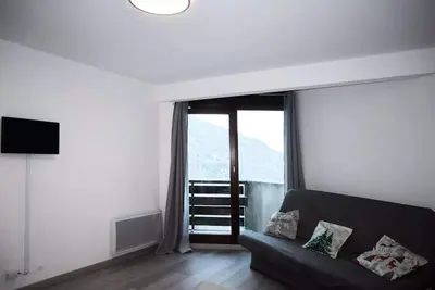 Image de Studio ausgestattet für 4 Personen