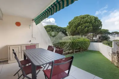 Image de As22429 -P2 Cabine terrasse et jardin privatif