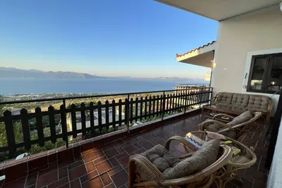 Image de Maison de Vacances Avec vue Unique et Jardin Privé