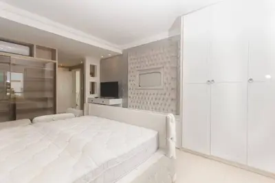 Image de Beautiful house with sea view 40 meters from the beach