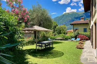 Image de House with garden for 18 people. Ideal for large families. Dogs welcome!