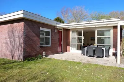 Image de Comfortable, sunny holiday home on Park Campanula, 2 bedrooms, WiFi, close to beach, forest and dunes