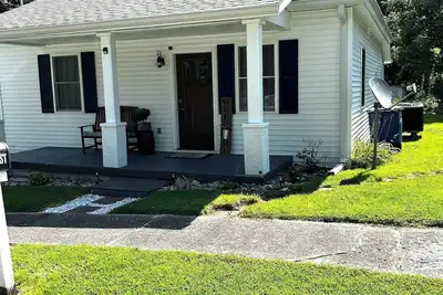 Image de Cozy house on a quiet street