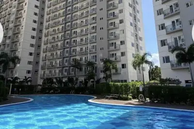Image de Comfy flexi 1 or 2 Br condo with wifi access. Parking is subject to availability