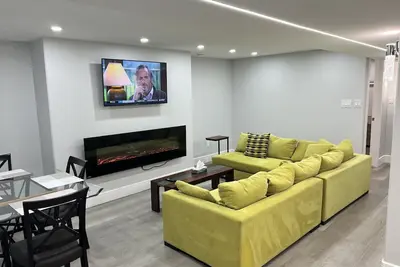 Image de Beautiful 3 Bedrooms with 2 Baths