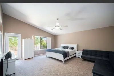 Image de Luxury oasis close to 101